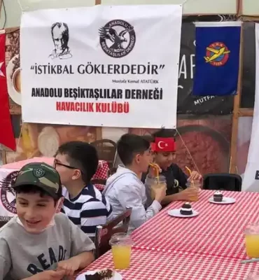 anadolubjk-kagit-ucak-senligi-2022-banner